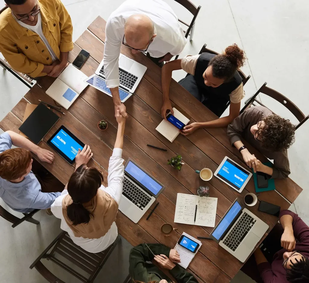 Phân tích chi phí khi hợp tác với Agency SEO bên ngoài