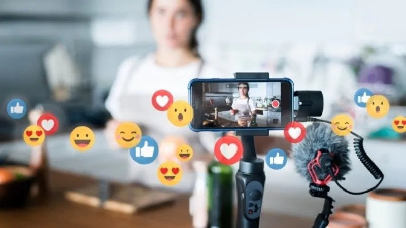 Celeb là gì và cách ứng dụng hiệu quả trong truyền thông Marketing